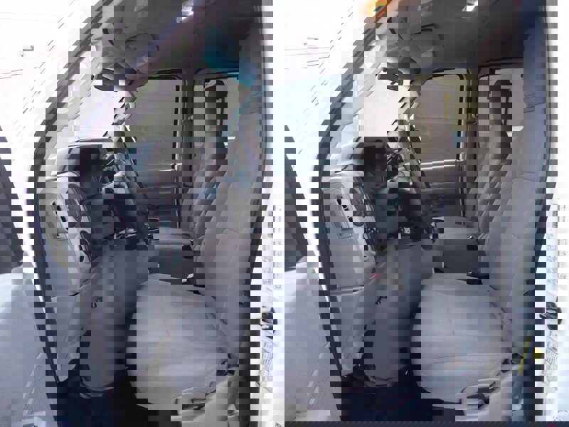 Used 2009 Ford E-350 and Econoline 350 XL image 17