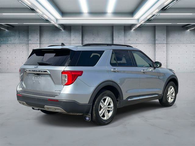 Used 2023 Ford Explorer XLT w/ Equipment Group 202A AWD/4WD image 5