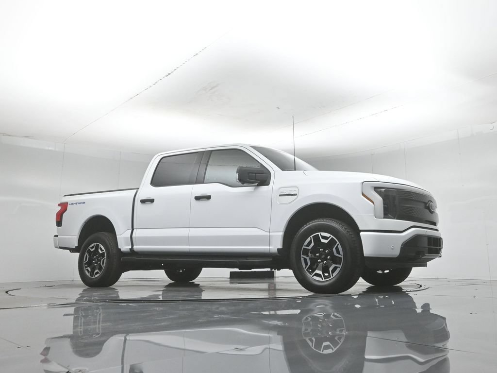 Certified 2023 Ford F150 Lightning XLT AWD/4WD image 53