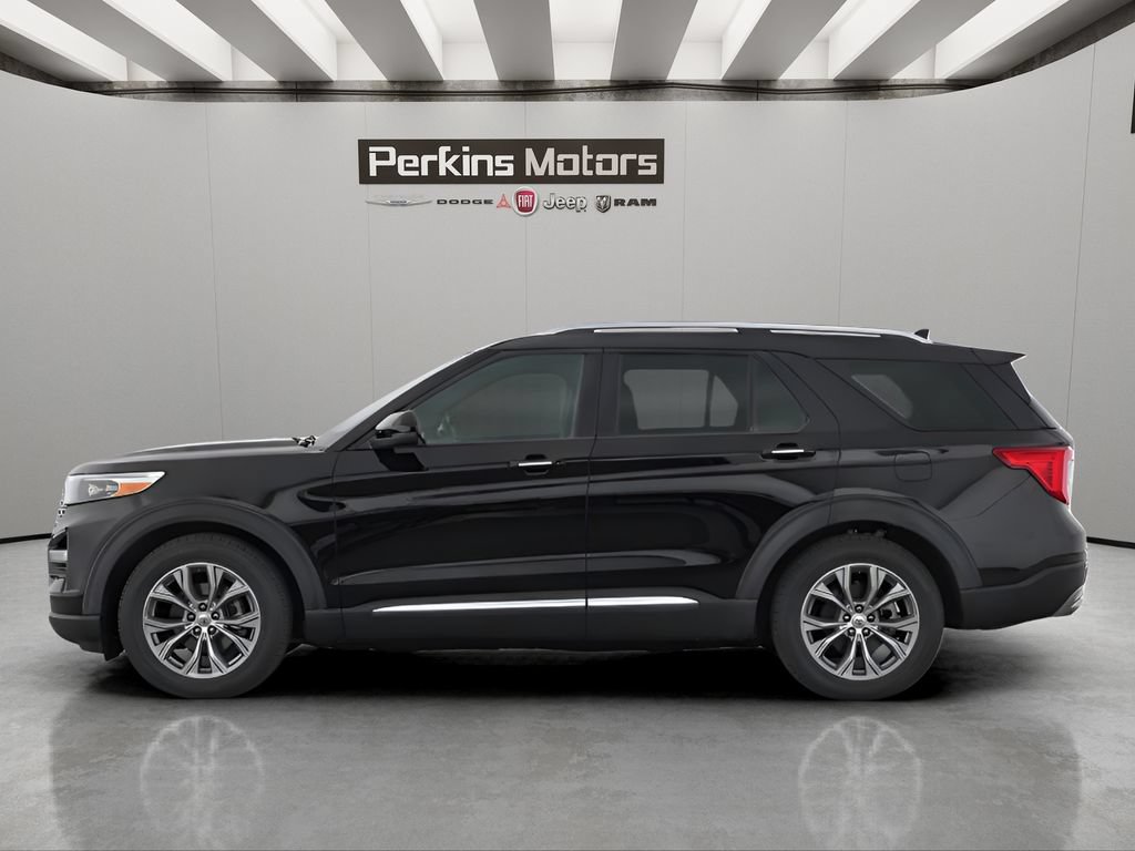 Used 2021 Ford Explorer Limited w/ Class III Trailer Tow Package RWD image 2