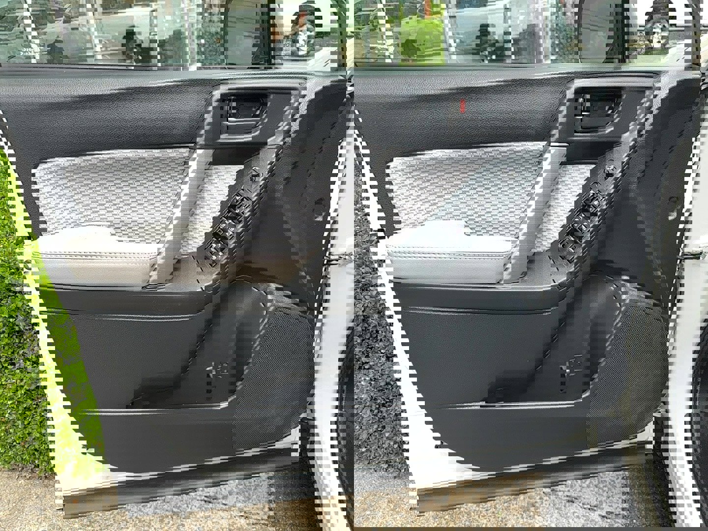 Used 2018 Subaru Forester 2.5i w/ Alloy Wheel Package image 12