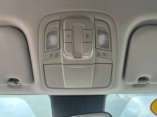 Used 2019 Hyundai Santa Fe SE AWD/4WD image 20