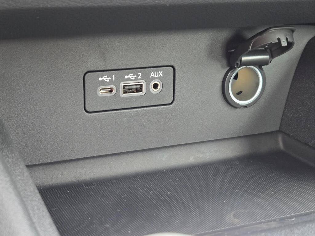 New 2026 Nissan Altima 2.5 SV AWD/4WD image 25