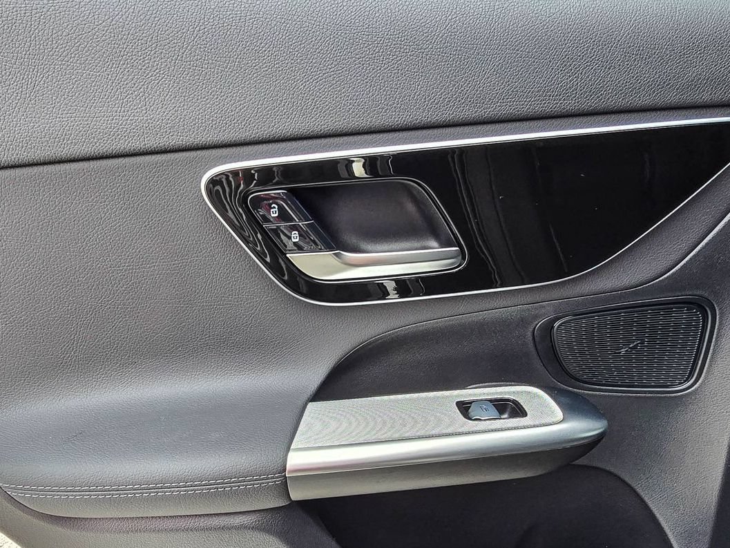 New 2026 Mercedes-Benz GLC 300 4MATIC image 27