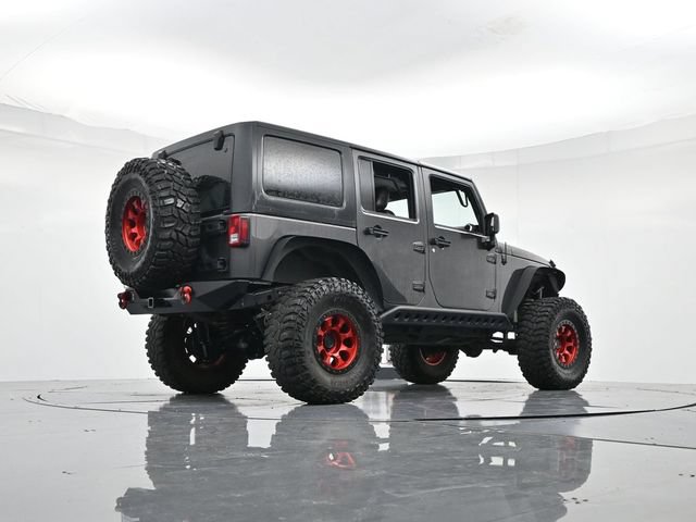 Used 2017 Jeep Wrangler Unlimited Rubicon AWD/4WD image 29