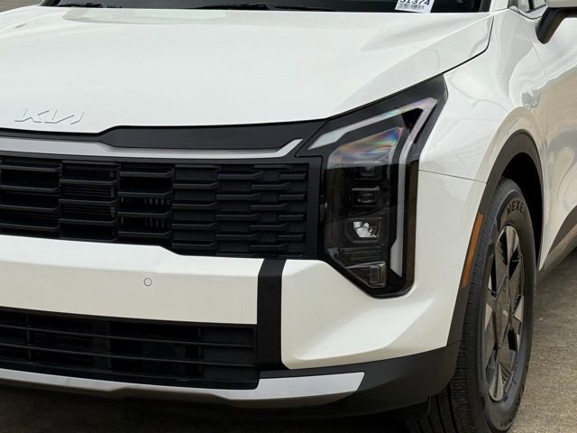 Used 2026 Kia Sportage LX image 11