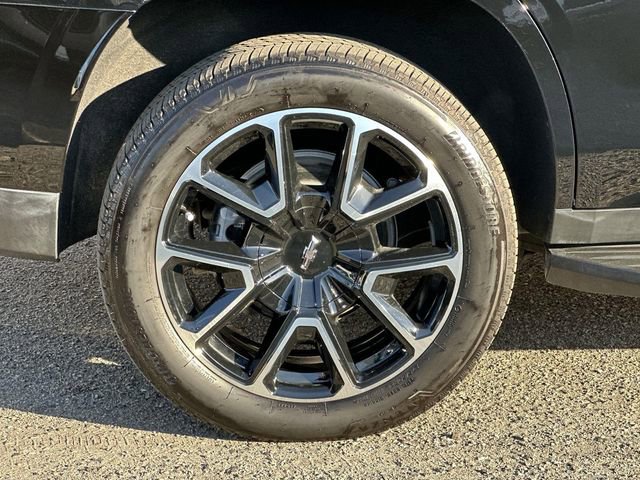 Used 2025 Chevrolet Tahoe RST image 32