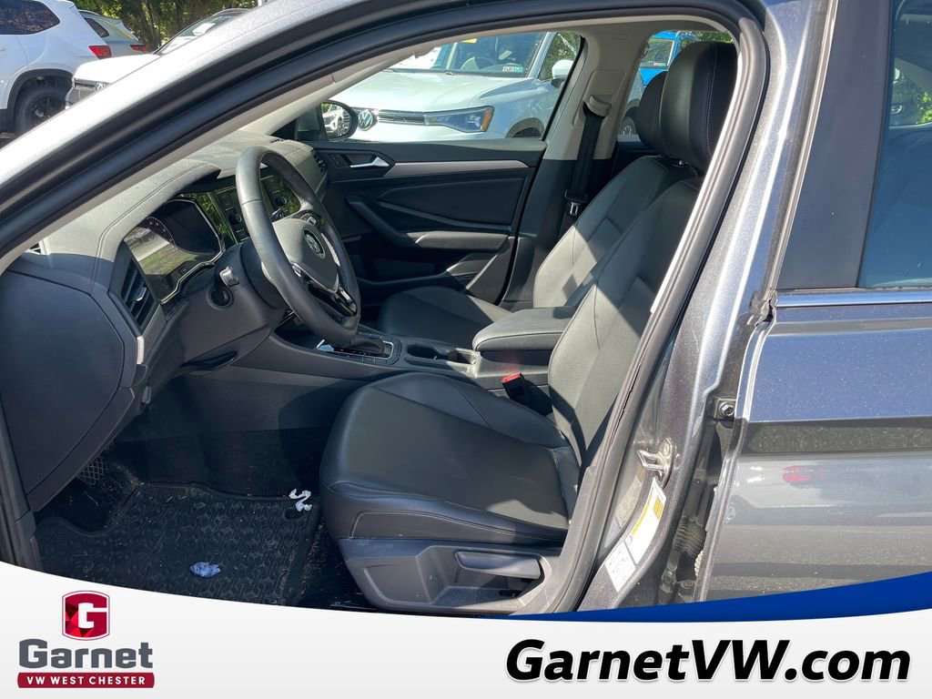 Used 2020 Volkswagen Jetta SE FWD image 9
