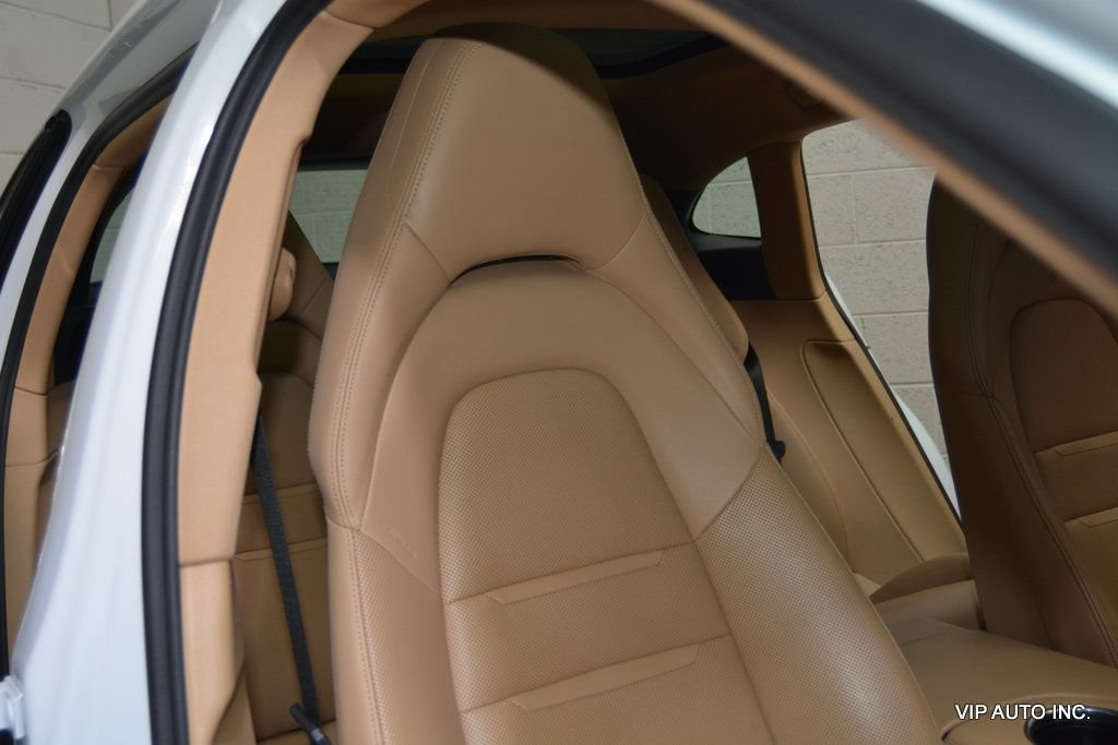 Used 2018 Porsche Panamera 4 AWD/4WD image 14