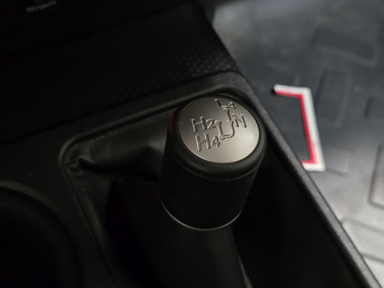 Used 2010 Toyota FJ Cruiser 4WD image 4