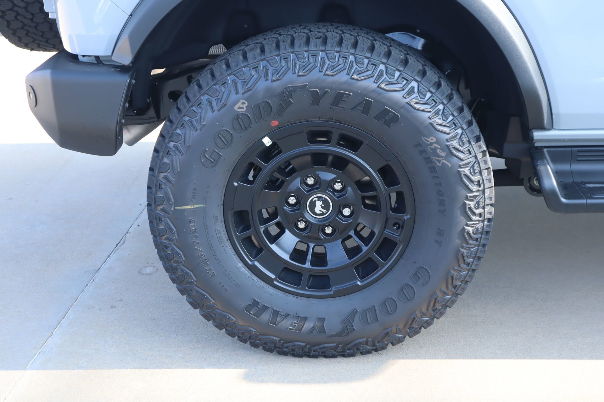 New 2026 Ford Bronco Outer Banks w/ Sasquatch Package AWD/4WD image 19