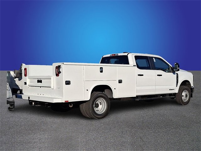 New 2026 Ford F350 XL w/ XL Chrome Package image 2