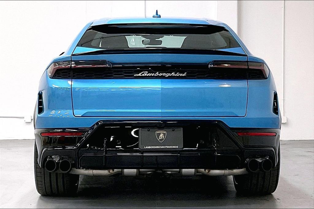 Used 2025 Lamborghini Urus SE image 5