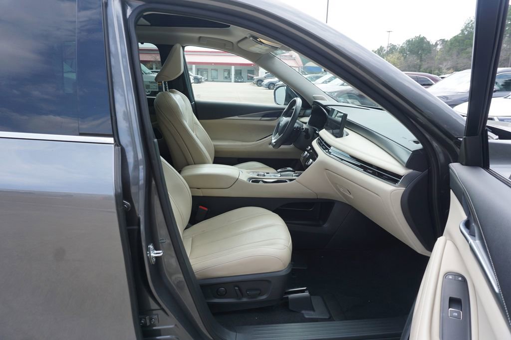 Used 2023 INFINITI QX60 Luxe w/ Performance Audio Package image 19