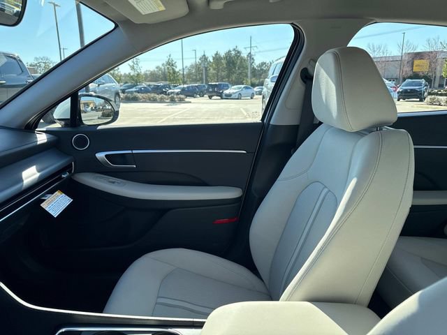 New 2026 Hyundai Sonata SEL FWD image 18