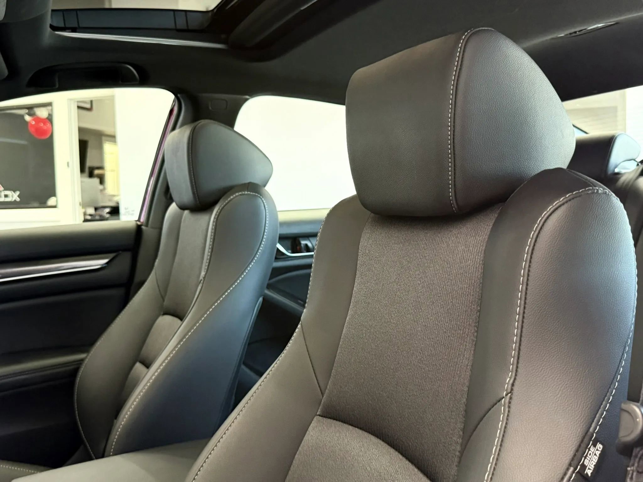 Used 2021 Honda Accord Sport image 10