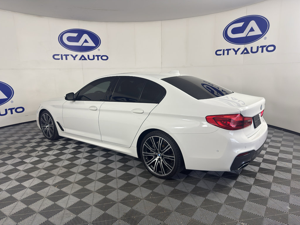 Used 2020 BMW 540i w/ M Sport Package RWD image 5
