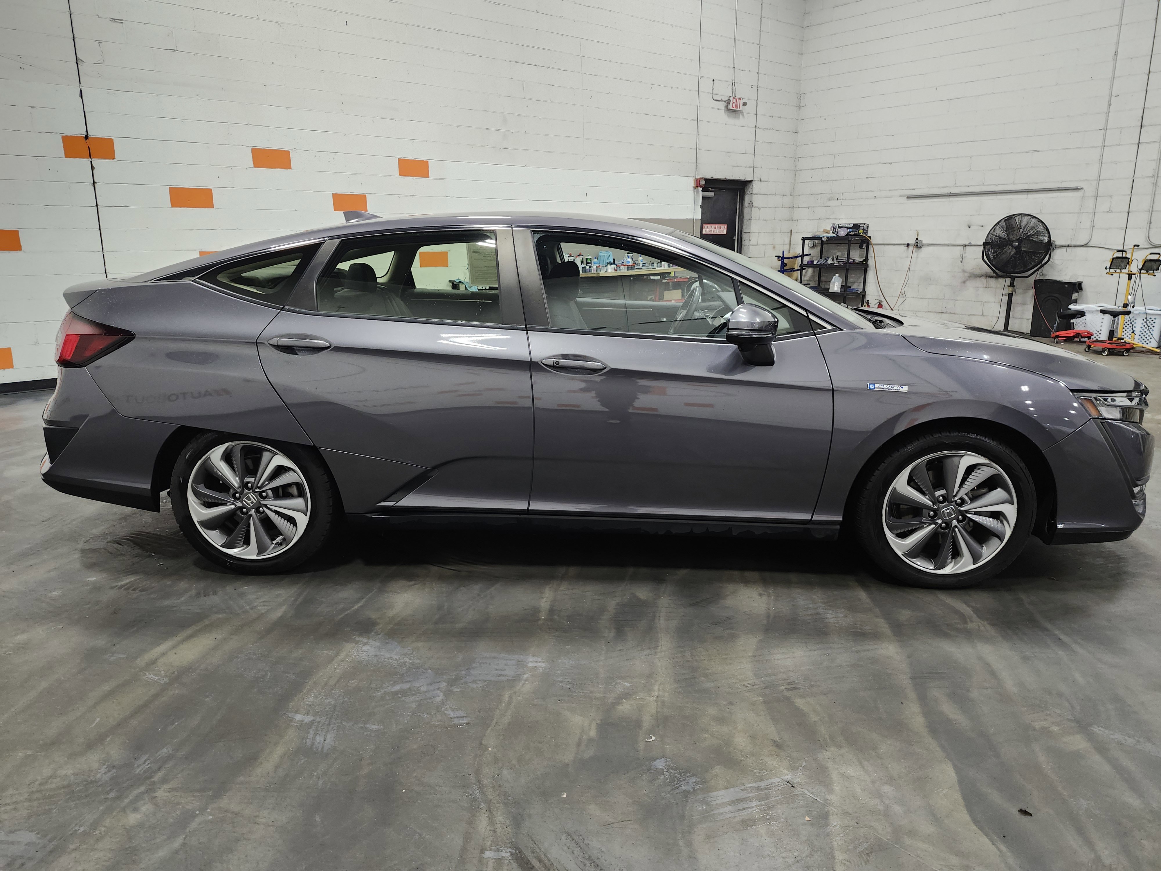Used 2020 Honda Clarity Touring image 19