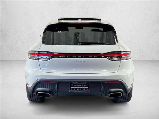Used 2026 Porsche Macan AWD/4WD image 10