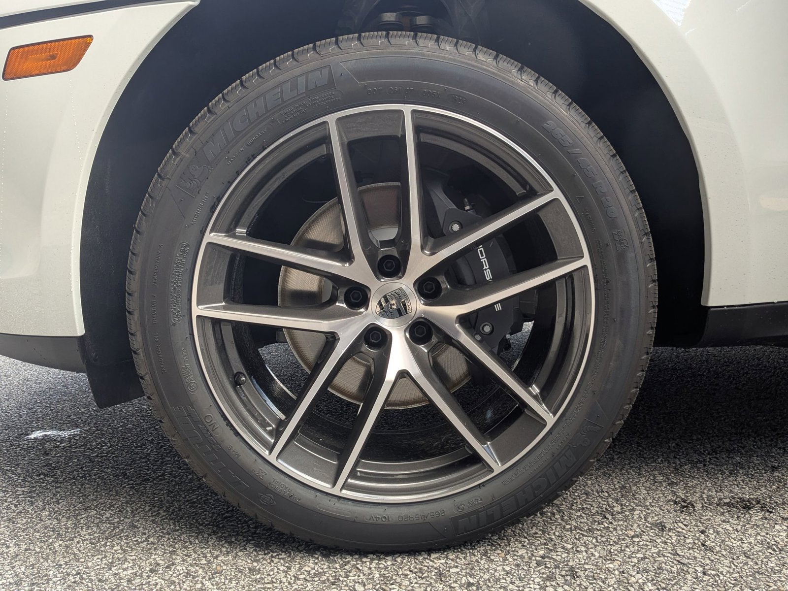 Certified 2026 Porsche Macan AWD/4WD image 29