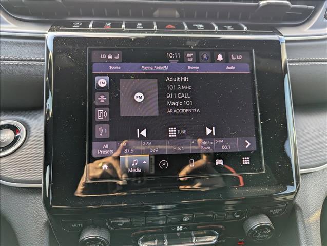 New 2025 Jeep Grand Cherokee Altitude image 17