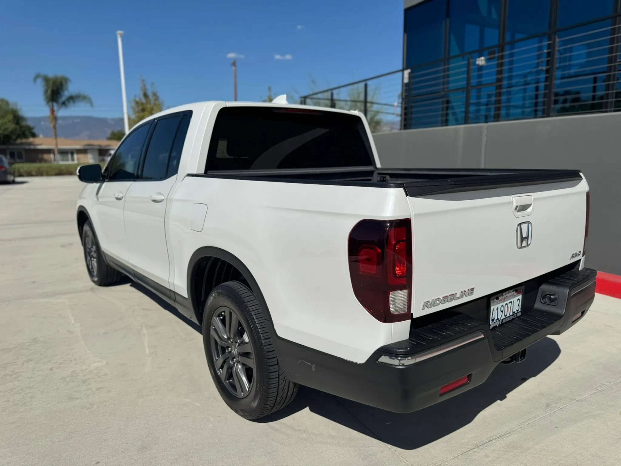 Used 2020 Honda Ridgeline Sport image 10