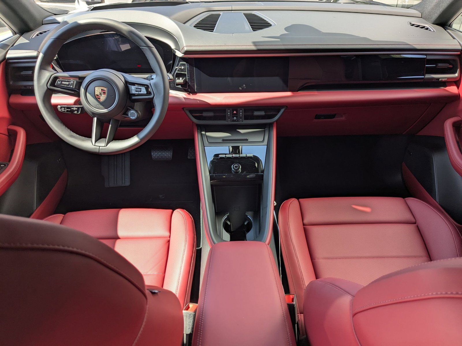 New 2025 Porsche Macan Electric image 21