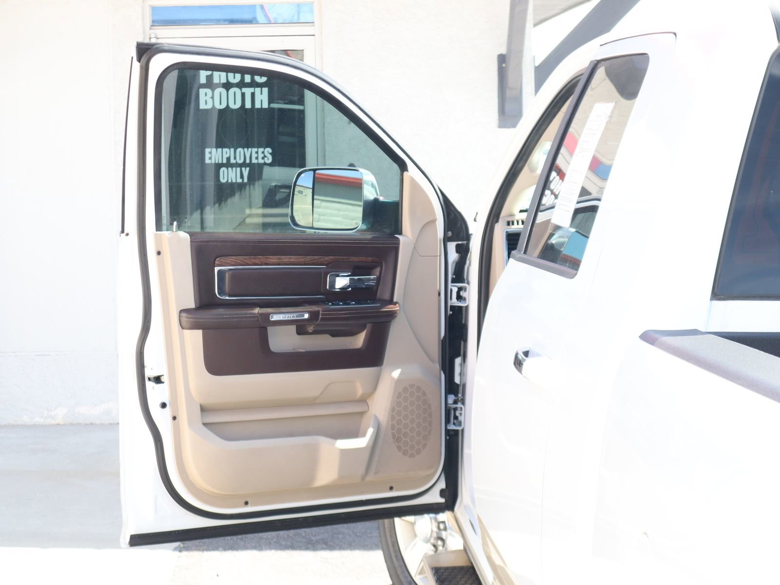 Used 2013 RAM 3500 Laramie Longhorn w/ Cold Weather Group image 19