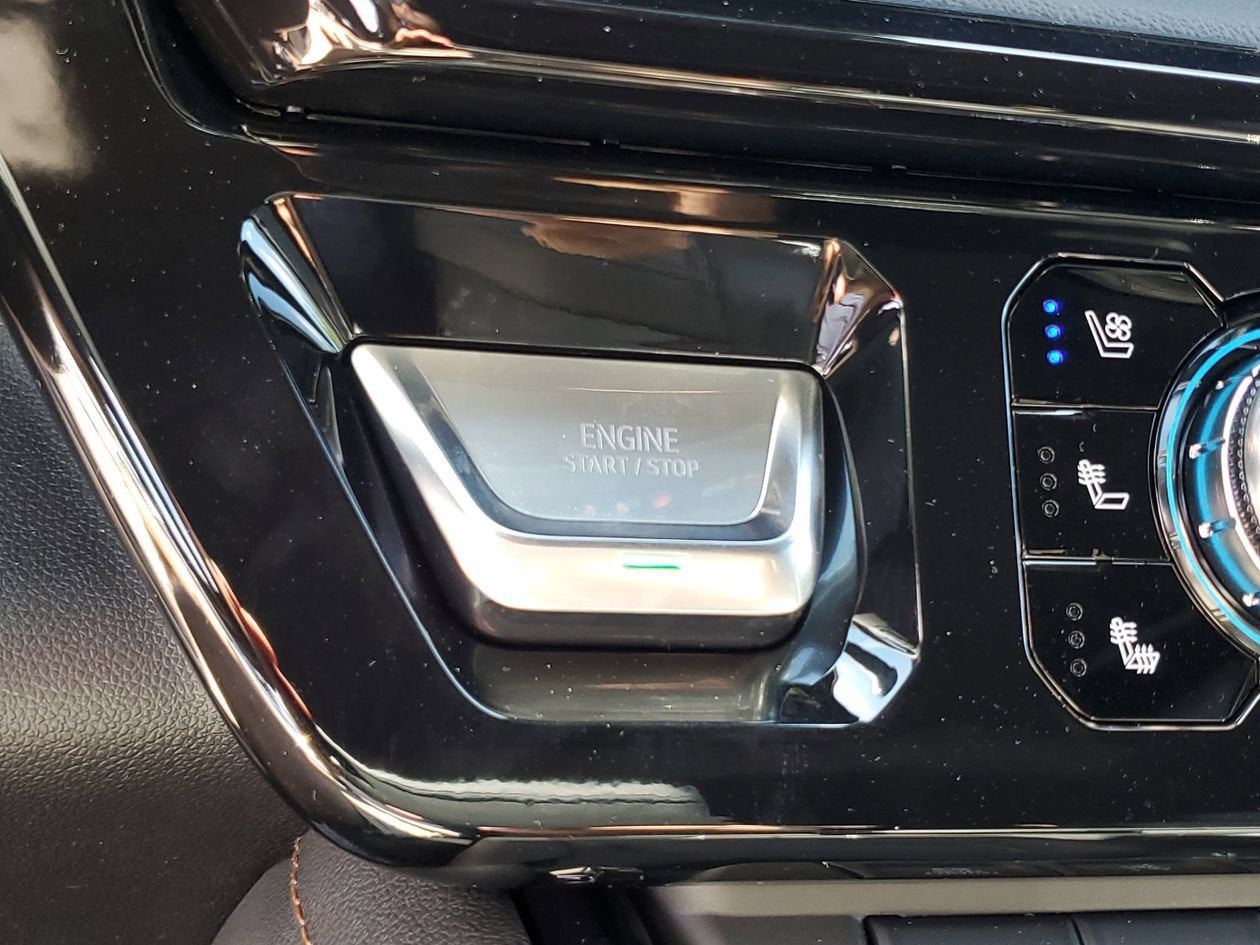 New 2026 GMC Sierra 3500 AT4 w/ AT4 Premium Plus Package AWD/4WD image 26