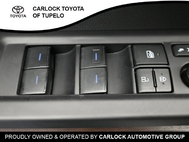 Used 2024 Toyota Sequoia Capstone AWD/4WD image 24