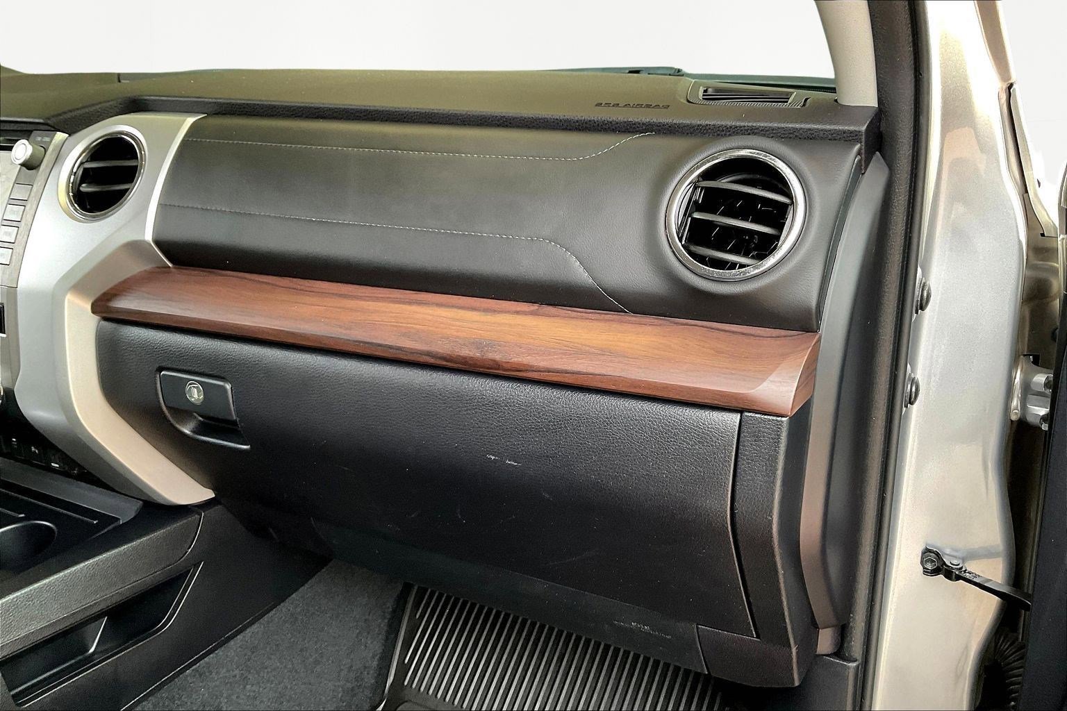 Used 2020 Toyota Tundra Limited w/ Limited Premium Package image 27