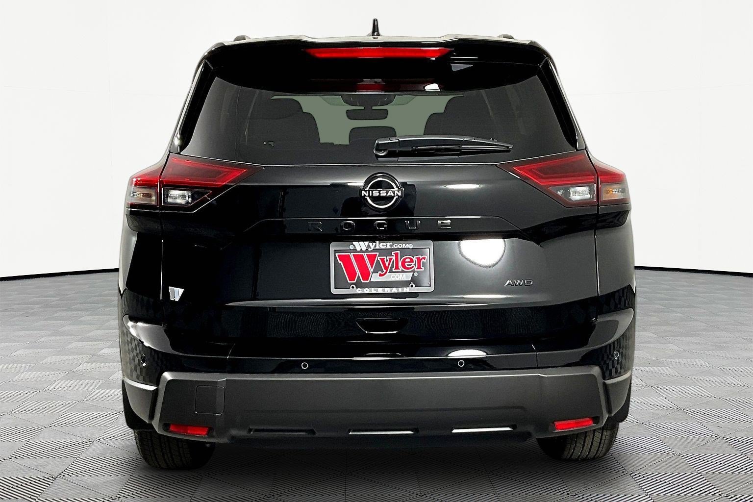New 2026 Nissan Rogue Dark Armor AWD/4WD image 5