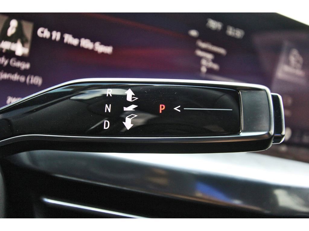 Certified 2025 Cadillac Escalade ESV Sport Platinum image 17