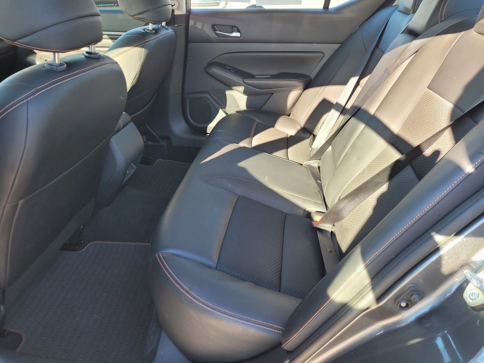 Used 2022 Nissan Altima 2.5 SR image 10