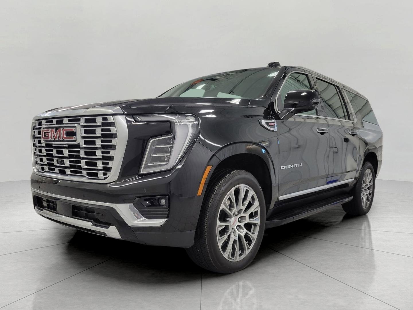 Certified 2025 GMC Yukon XL Denali image 13