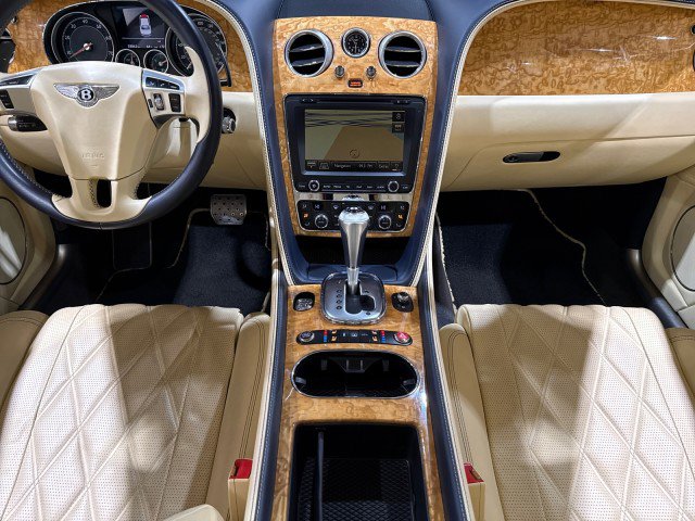 Used 2015 Bentley Flying Spur W12 image 79