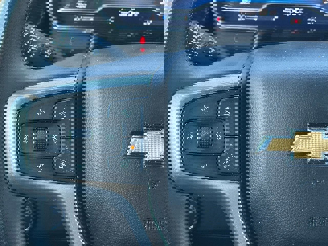 Used 2025 Chevrolet Silverado 1500 LT image 16