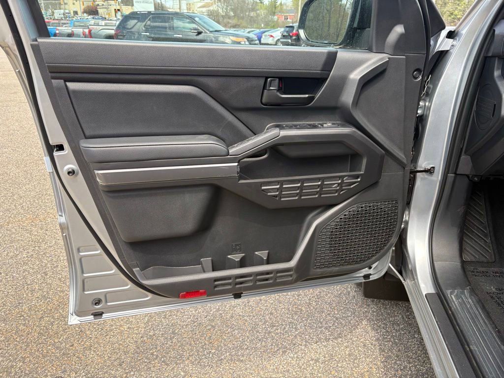 New 2026 Toyota Tacoma SR5 AWD/4WD image 39