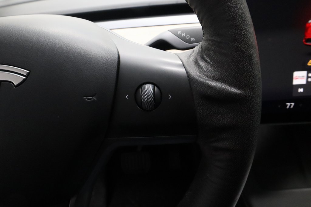 Used 2023 Tesla Model Y Long Range image 30