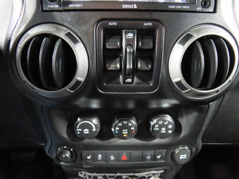 Used 2013 Jeep Wrangler Moab image 21