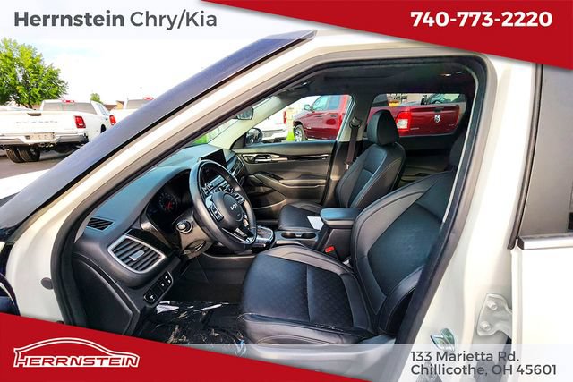 Used 2022 Kia Seltos EX AWD/4WD image 16