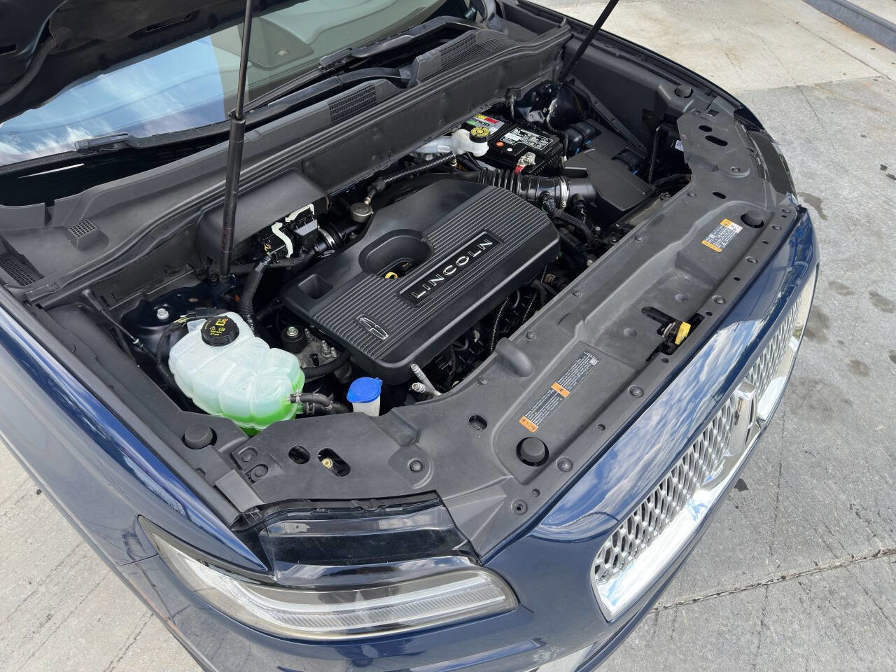 Used 2019 Lincoln Nautilus Reserve image 34