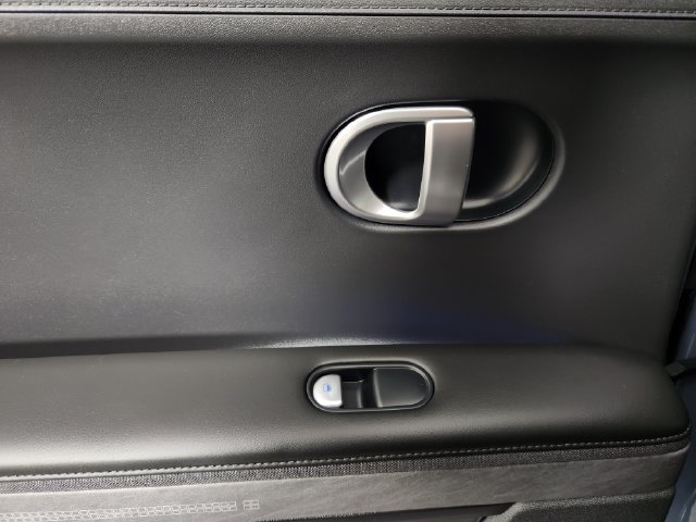 Certified 2024 Hyundai Ioniq 5 Limited AWD/4WD image 15