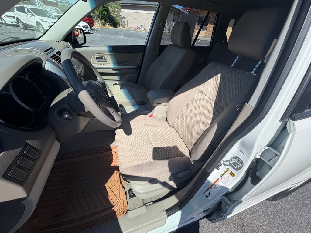 Used 2012 Suzuki Grand Vitara Premium AWD/4WD image 9