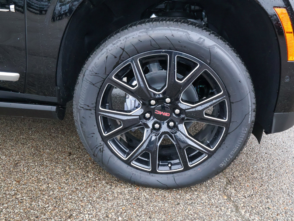 New 2026 GMC Yukon Denali w/ Denali Reserve Package AWD/4WD image 42