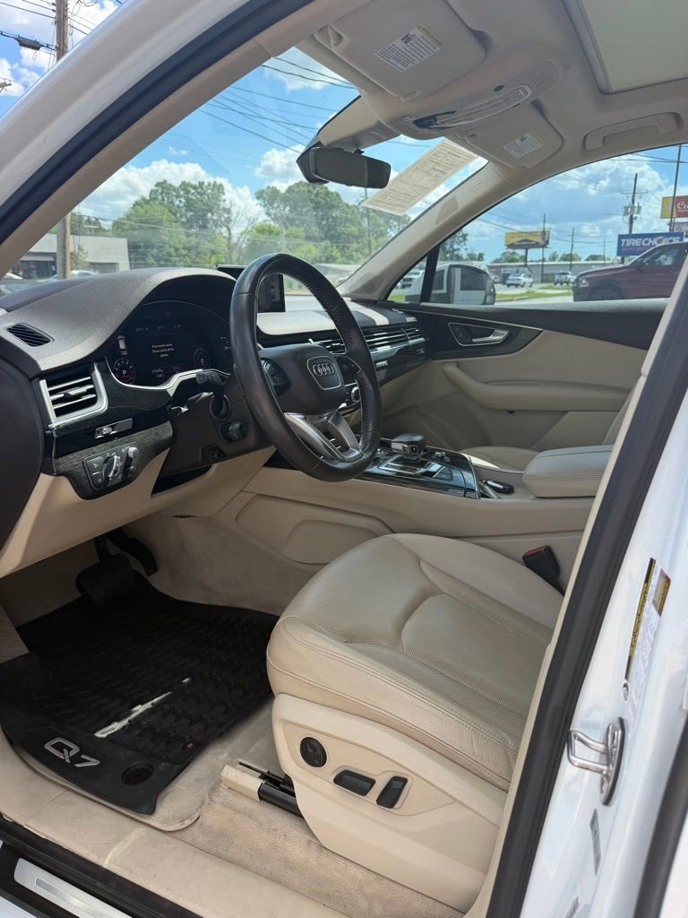 Used 2019 Audi Q7 3.0T Prestige w/ Prestige Package image 14
