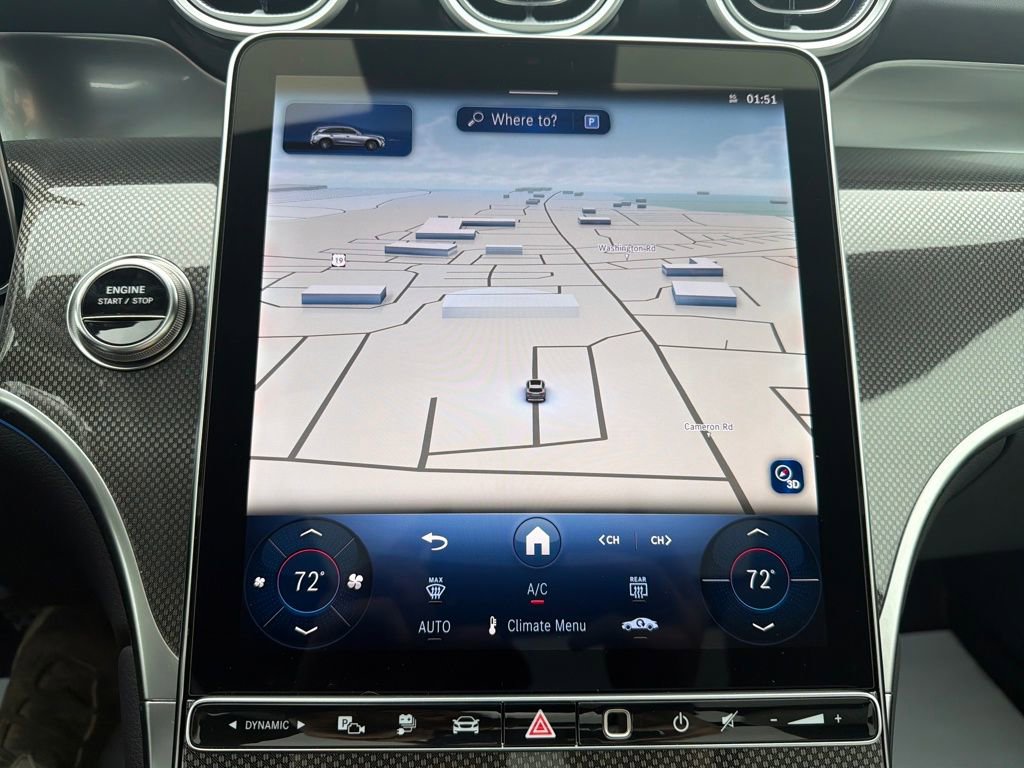 Used 2025 Mercedes-Benz GLC 350e 4MATIC image 10