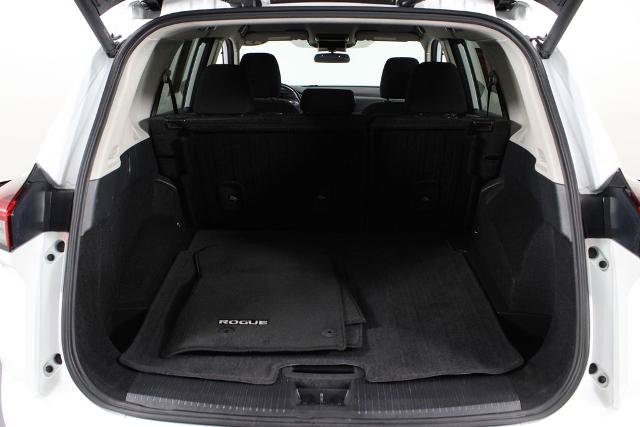 Certified 2025 Nissan Rogue SV AWD/4WD image 18