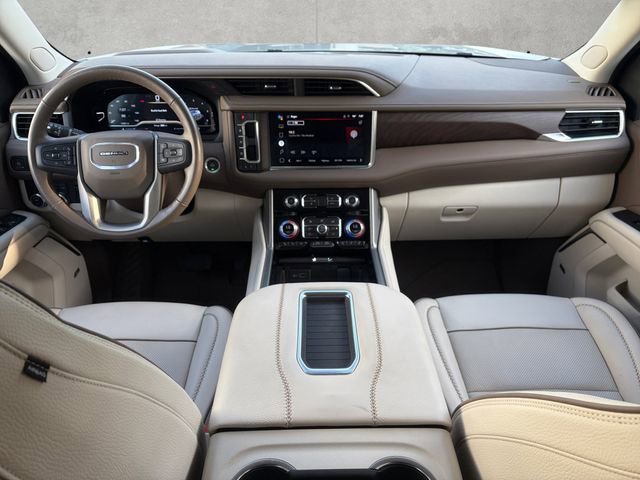 Certified 2022 GMC Yukon XL Denali w/ Denali Premium Package RWD image 20