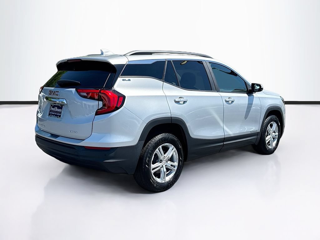 Used 2021 GMC Terrain SLE w/ Driver Convenience Package AWD/4WD image 9